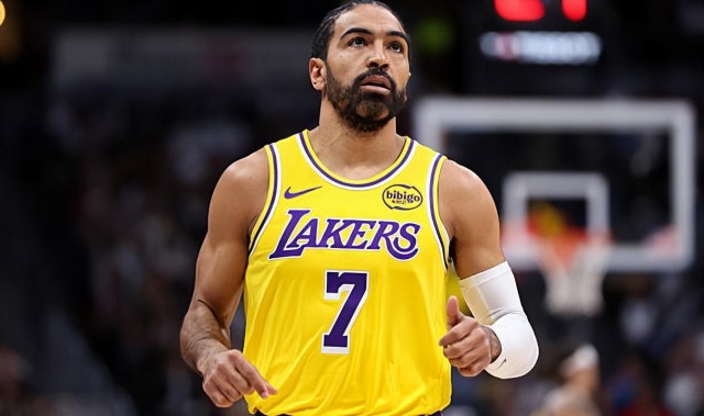 星空体育中国-只付出了一个次轮签，湖人就从老鹰得到了联盟第一三分投手？