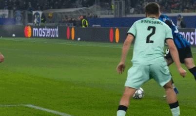 星空体育官网下载入口-半场：亚特兰大1-0毕尔巴鄂竞技，斯卡马卡建功，CDK中柱